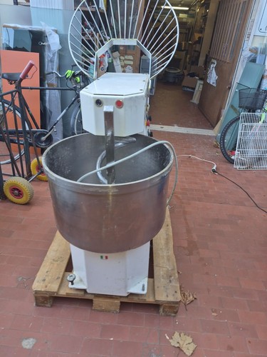 Impastatrice professionale a - impastatrice,
