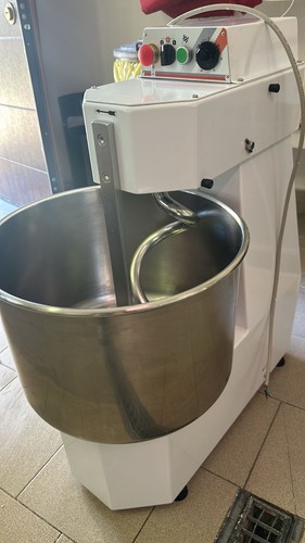 Impastatrice spirale 40kg - a,